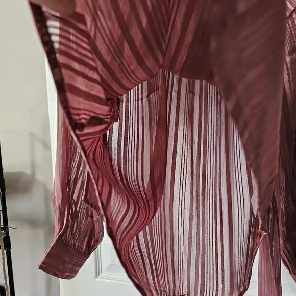 Express Tie Neck Relaxed Portofino Button Down Shirt - Size S - Picture 13 of 14